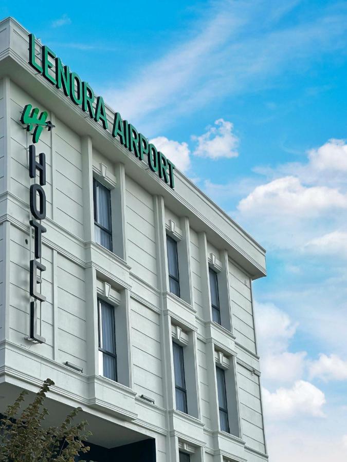 Lenora Airport Hotel