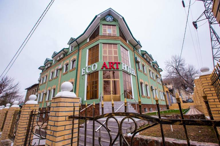 ART Eco Hotel