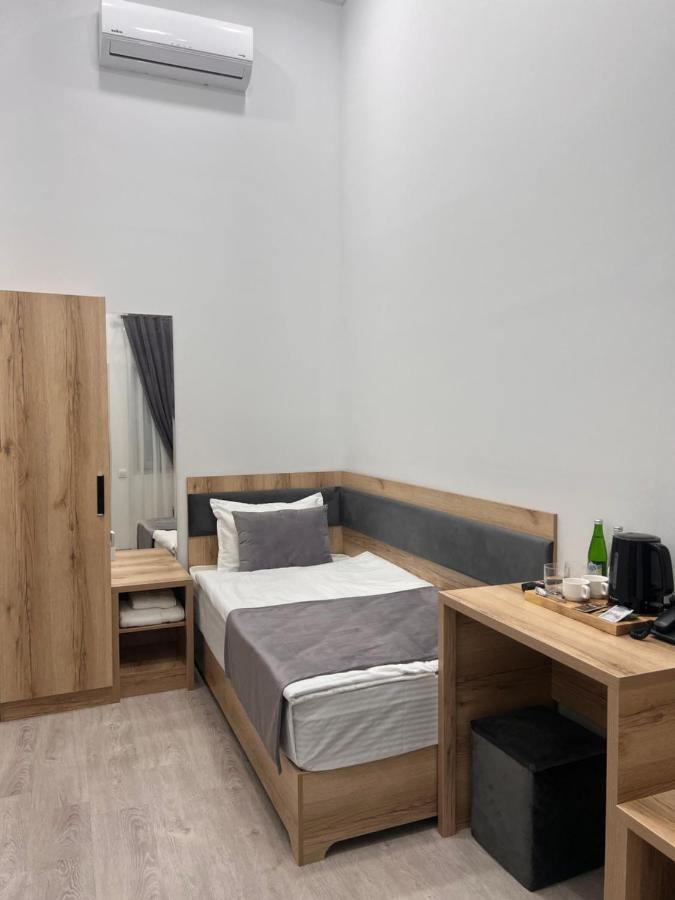 Rever Hotel