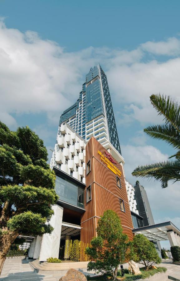 Sea Stars Hotel Ha Long 5*