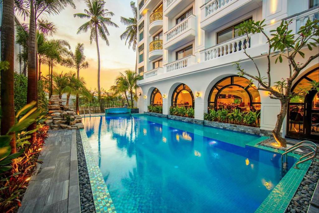 Grand Sunrise Palace Hoi An 5*