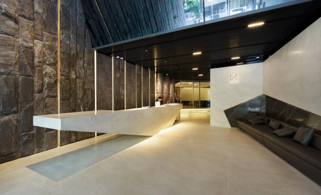 M City Hotel Saigon 4*