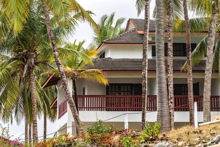 PrideInn Flamingo Beach Resort & Spa Mombasa