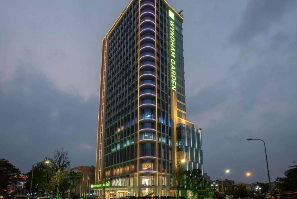 Wyndham Garden Hanoi 4*