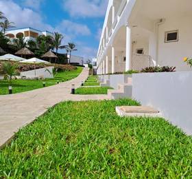 Туры в AHG Lion Beach Resort в Кении