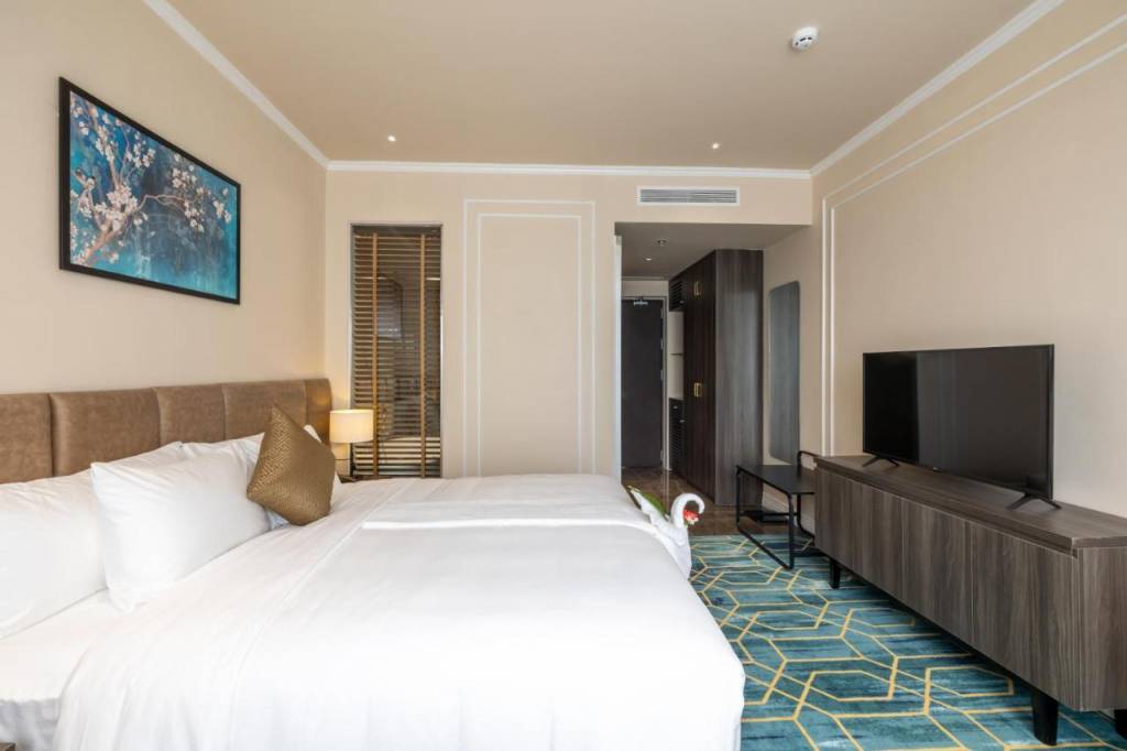 La Vela Hue Hotel 5*