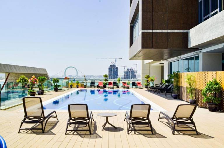 WaterFront Hotel & Apartments