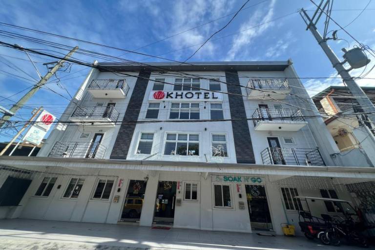 Khotel