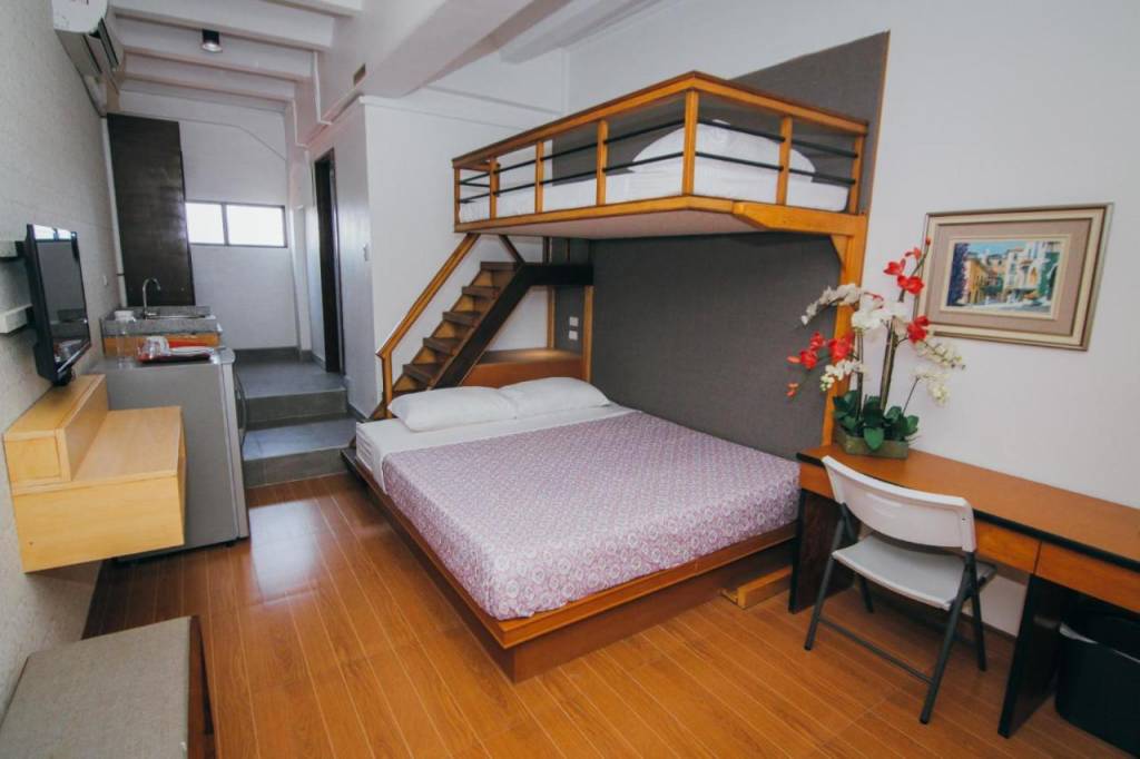 Amaris Bed & Breakfast 2*