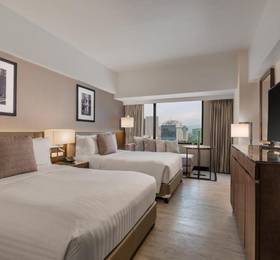 Seda Ayala Center Cebu в Себу