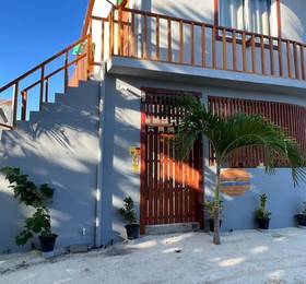 Finolhu Dhigurah GuestHouse в Ари Атолле