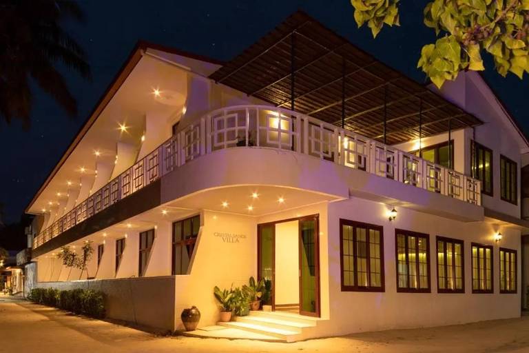 Crystal Sands Villa