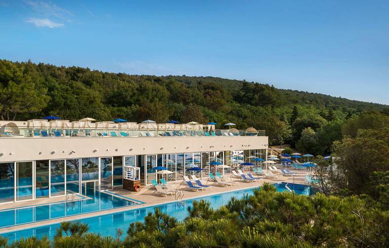 Girandella Maro Suites & Villas