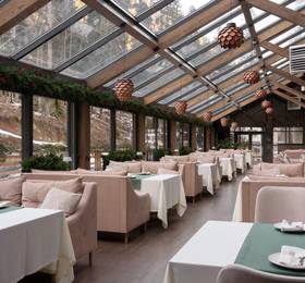 Cosmos Selection Dombay Diamond Hotel в Домбае