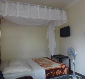 Midway Hotel в Аруше
