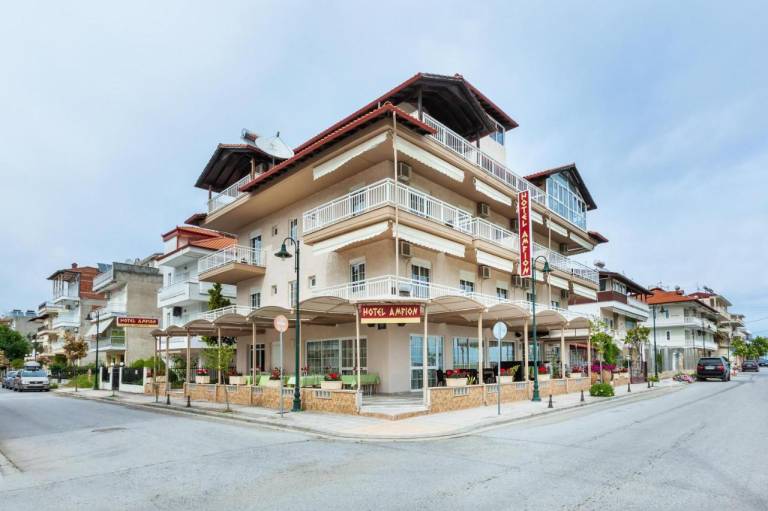 Hotel Amfion, Olimpiaki Akti