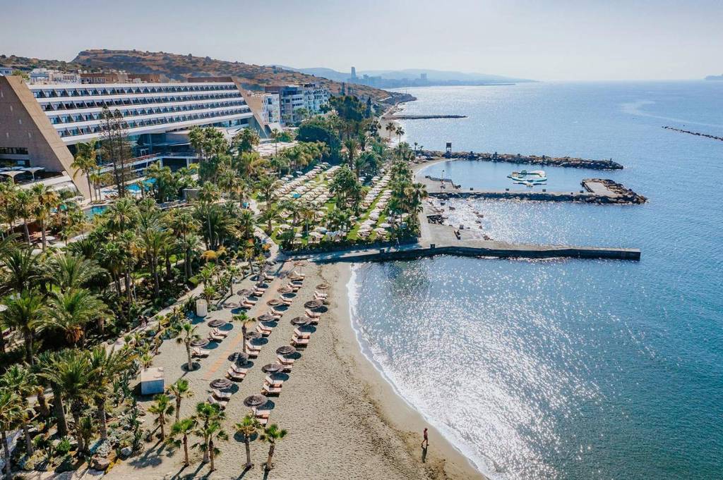 Amathus Residences 5*