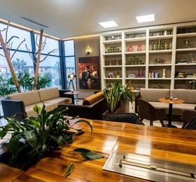 Kraal Hotel Vlore в Влере