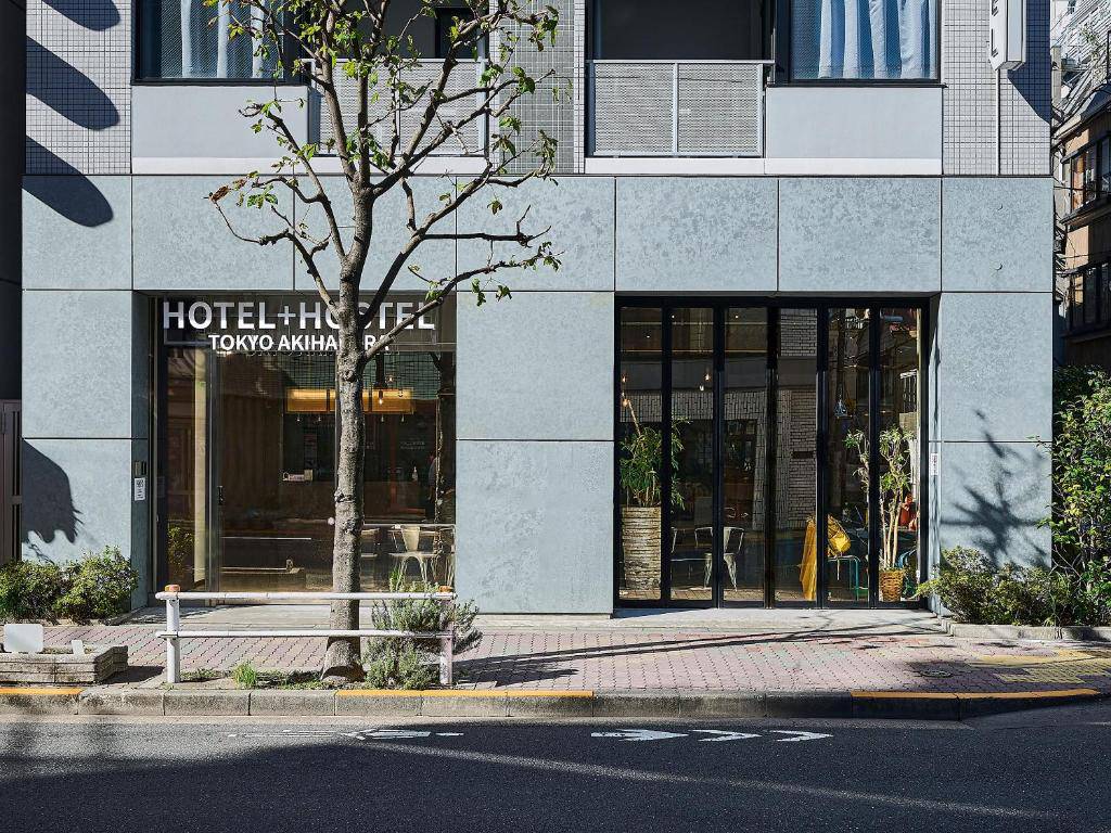 Hotel Plus Hostel 2*