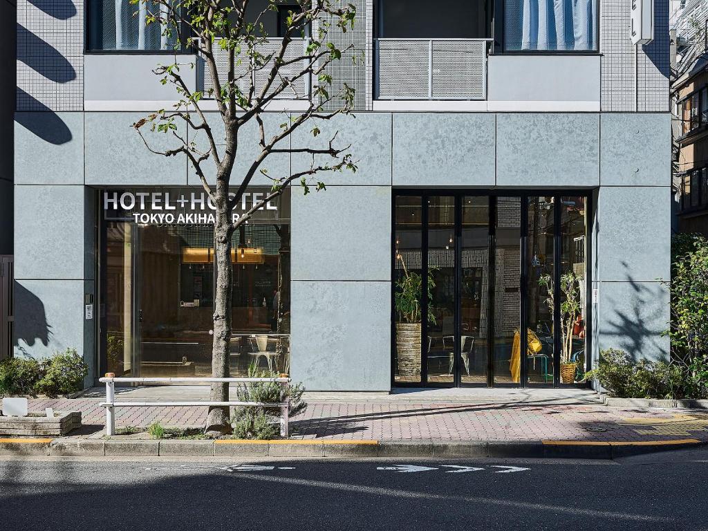 Hotel Plus Hostel
