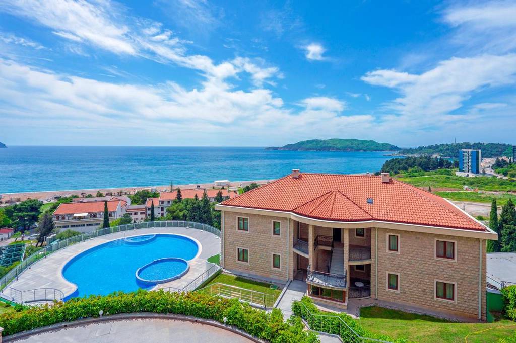 Villa Allende 4*