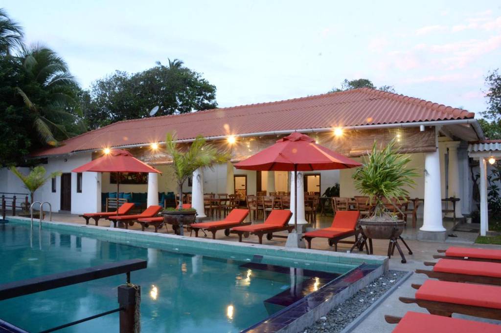 Pinipahana Walauwa Resort 3*