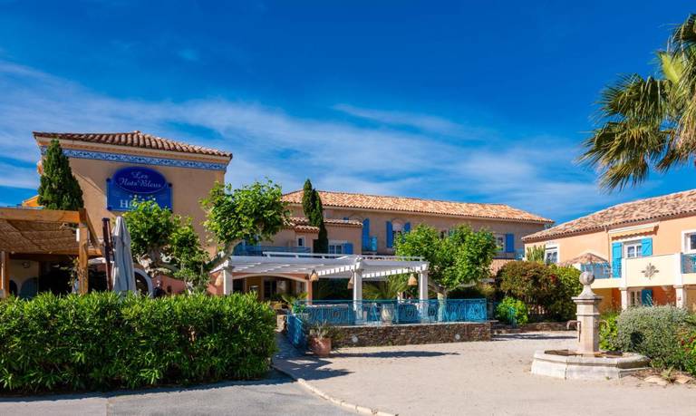 Hotel Les Flots Bleus