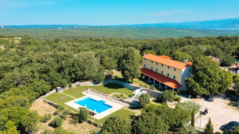 Villa Calussovo