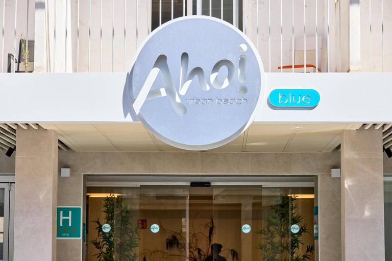 Ahoi! Urban Beach Hotel