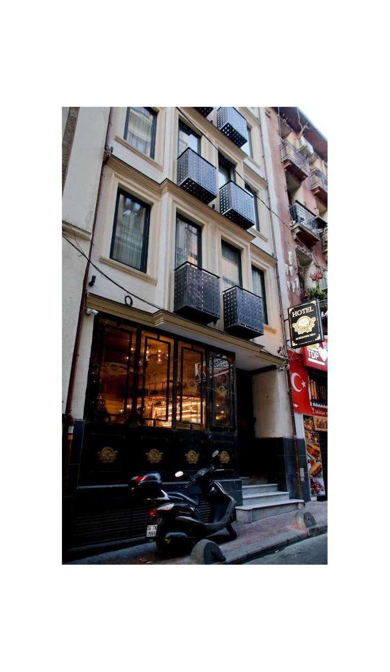 Aleksandr Pera Hotel