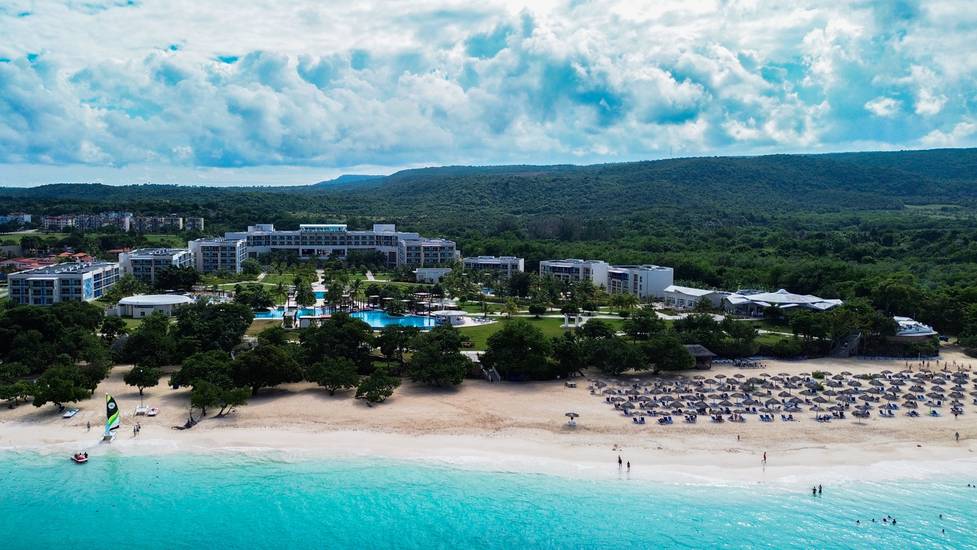 Gran Muthu Almirante Beach Hotel 5* Куба, Ольгин