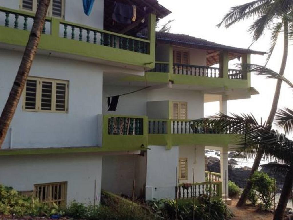 Ludu Guest House