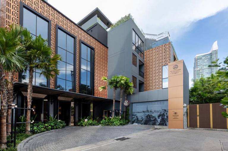 Ten Six Hundred Chao Phraya Bangkok by Preference