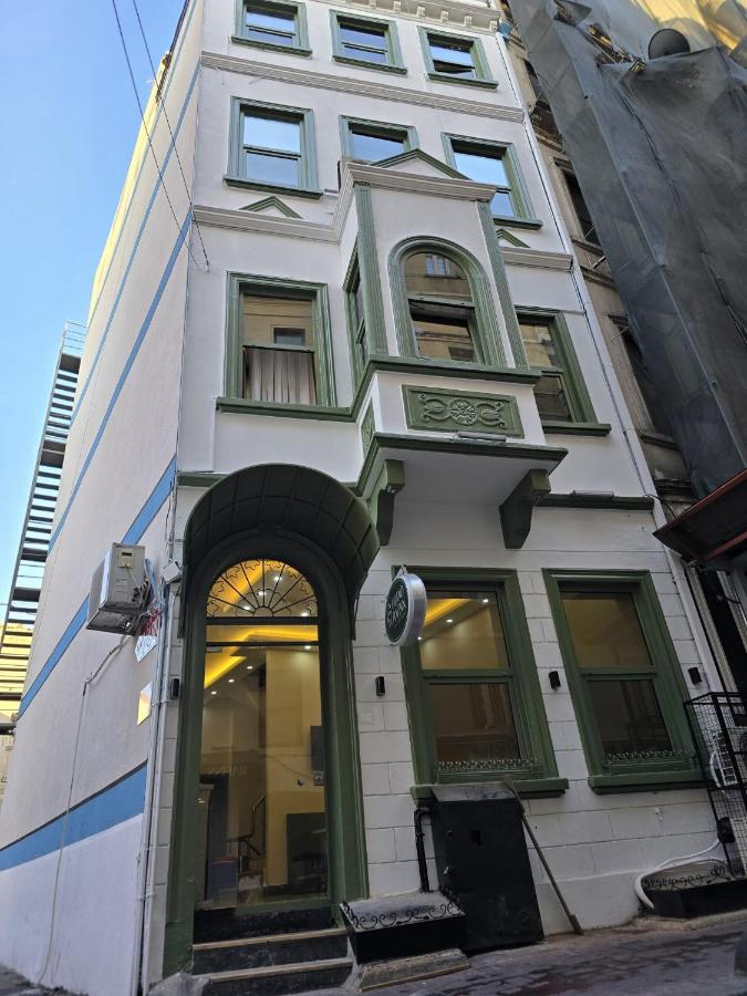 Rafinn Hotel