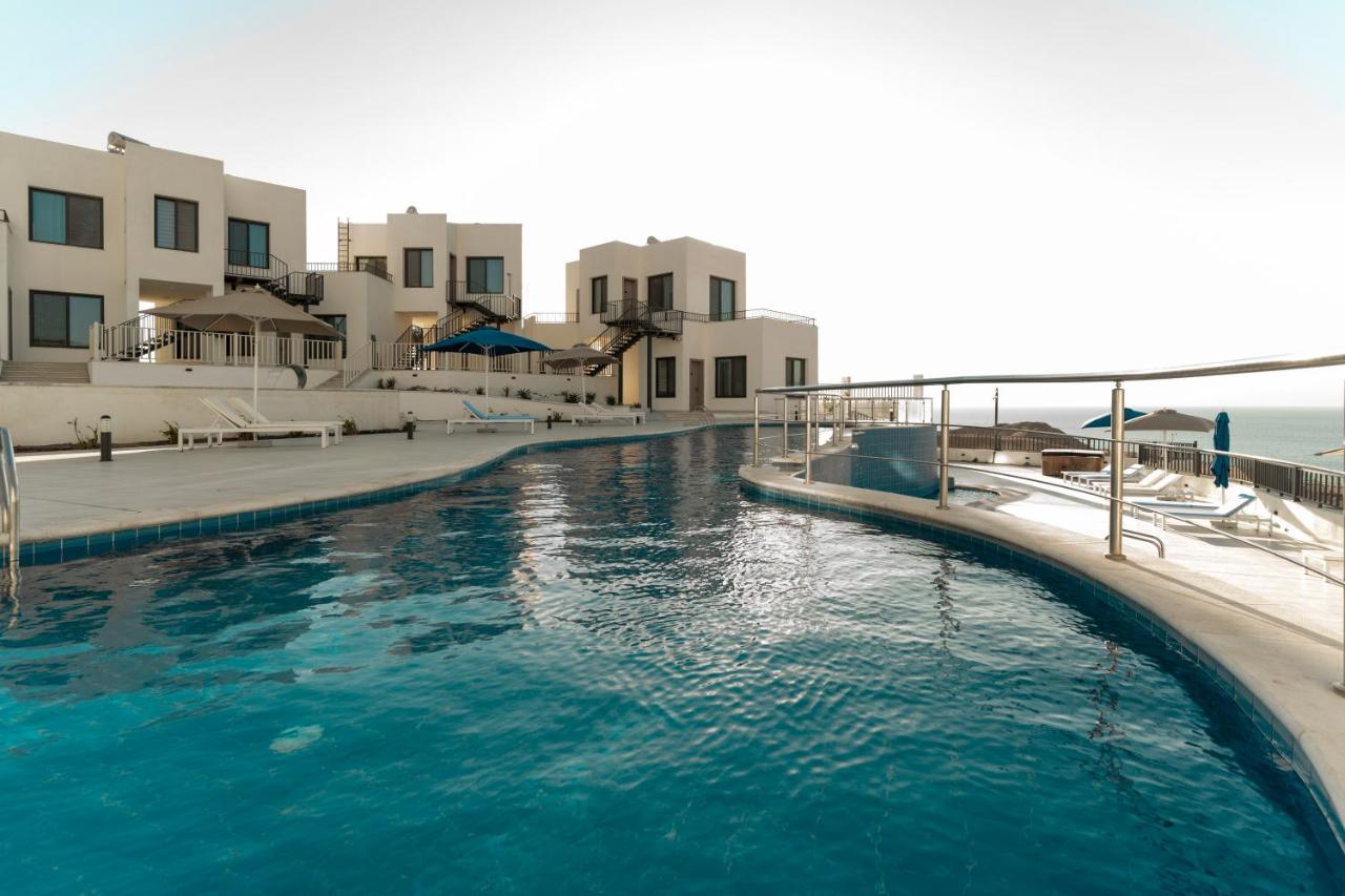 Diamond Palm Hotel & Resort