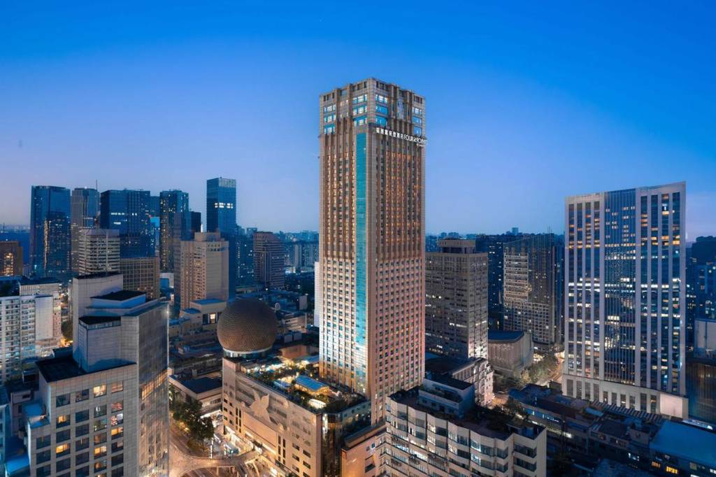 Four Points by Sheraton Chengdu, Chunxi Road 5*