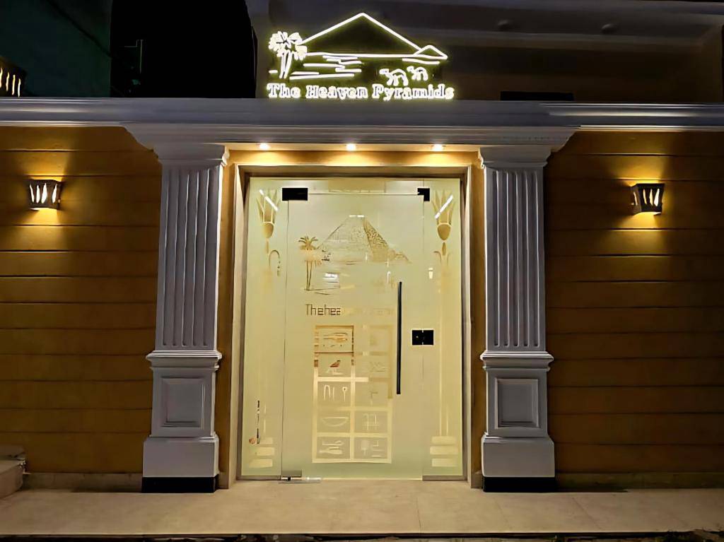 The Heaven Pyramids 3*