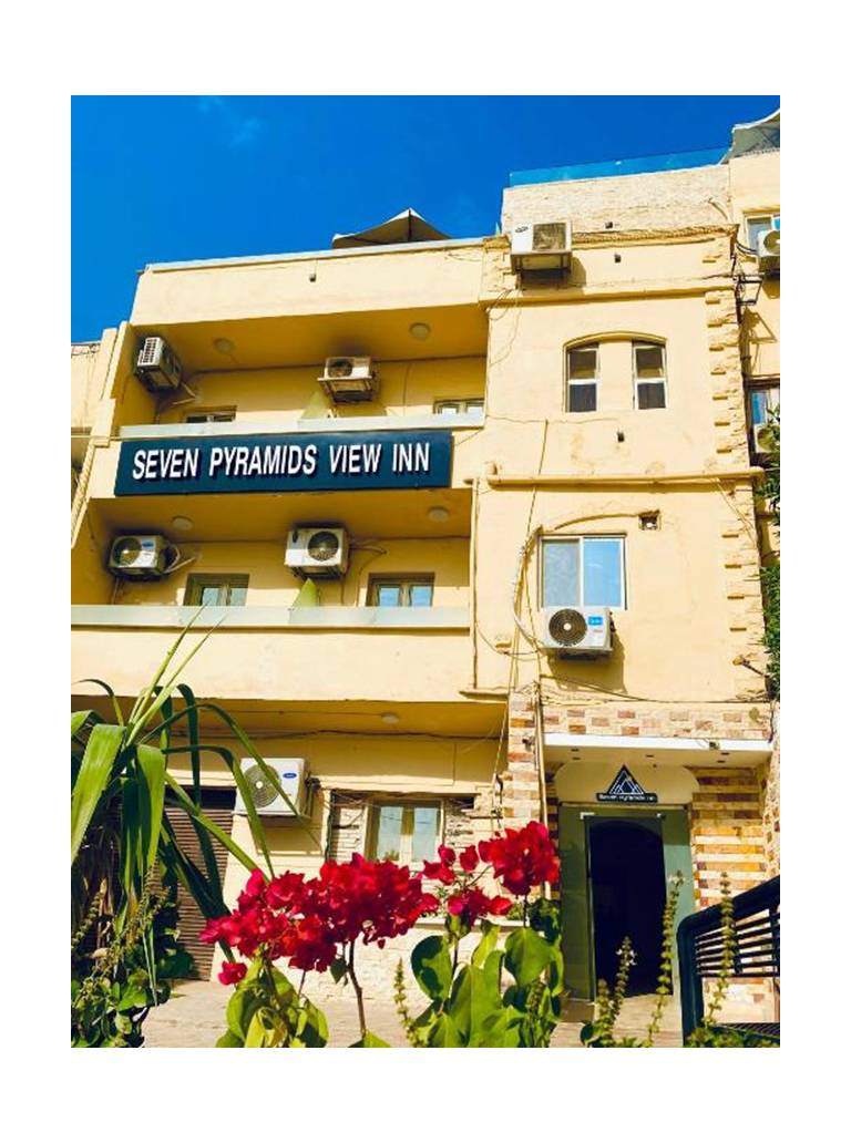 Seven Pyramids Inn