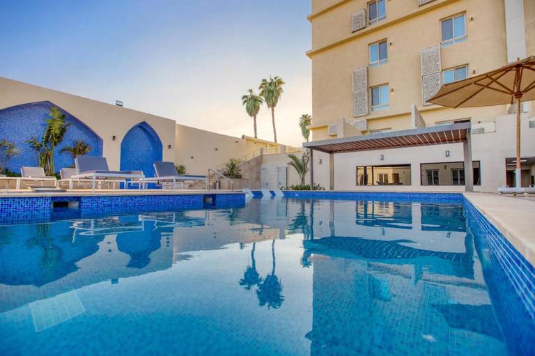 Mazar Pyramids Hotel