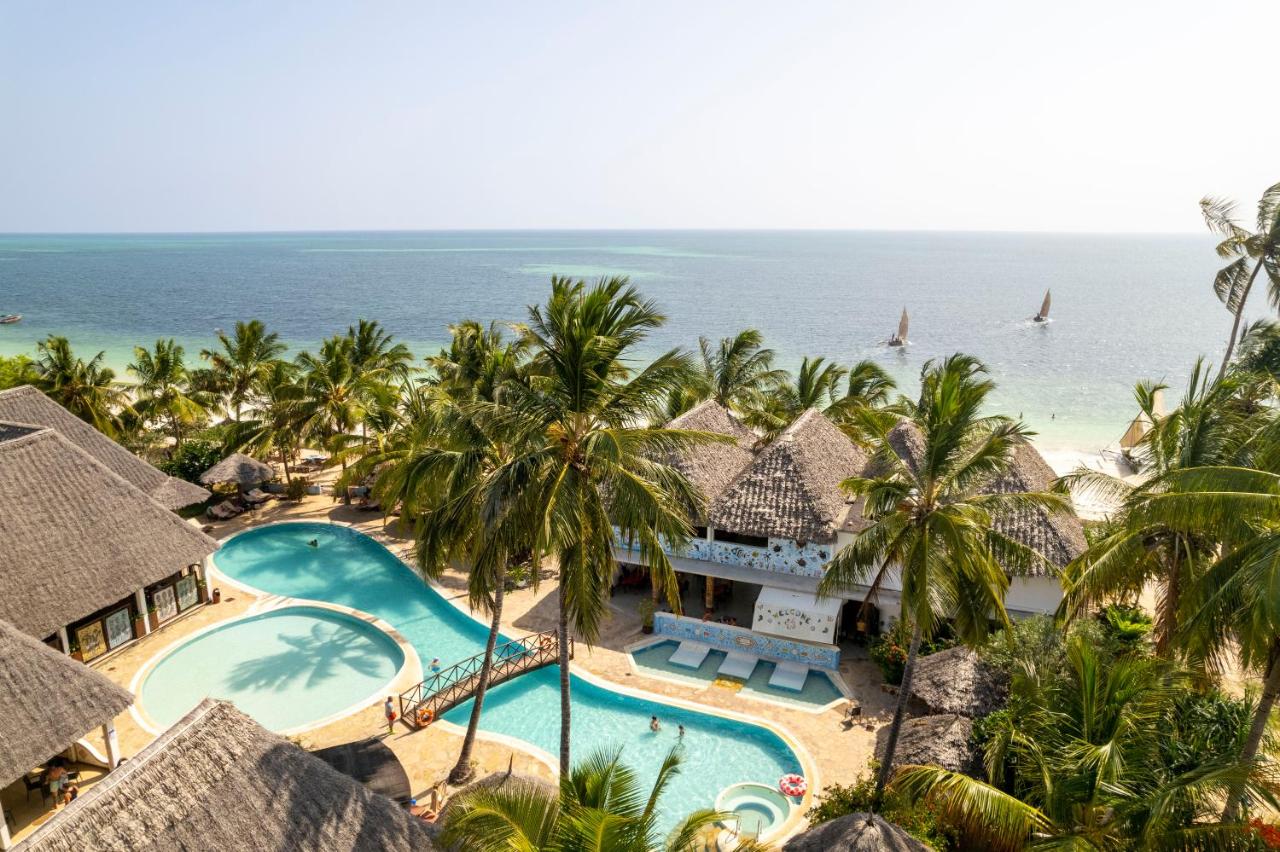 Uroa Bay Beach Resort