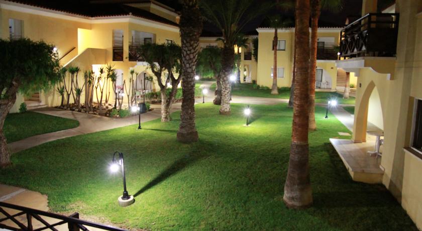 Malama Holiday Village 4*