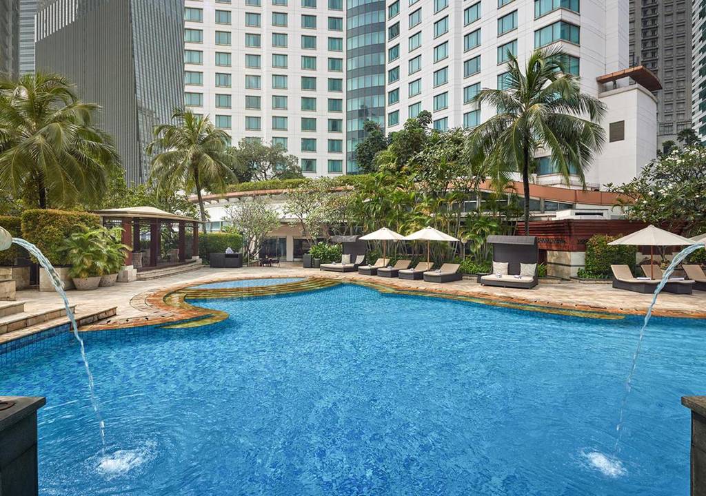 AYANA Midplaza 5*