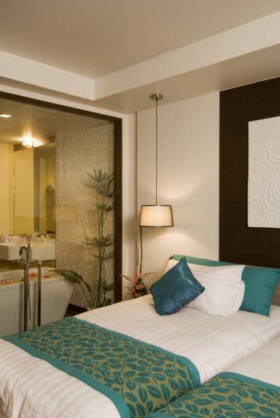 Springfield Beach Resort 4*