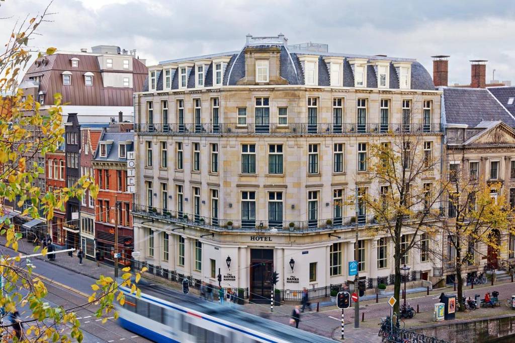 Banks Mansion 4*