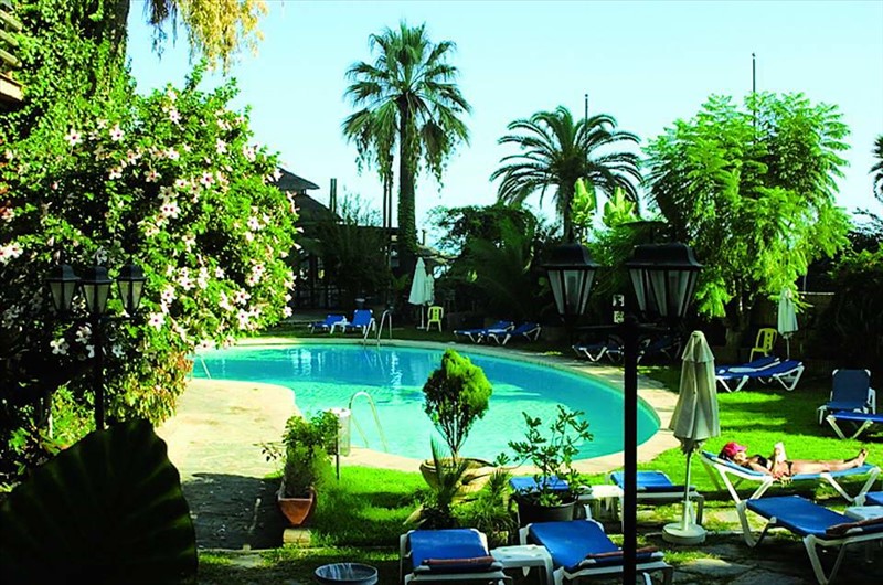 Hotel Tropicana 4* в Паттайе 36 отзывов об отеле, цены и фото номеров - забронир