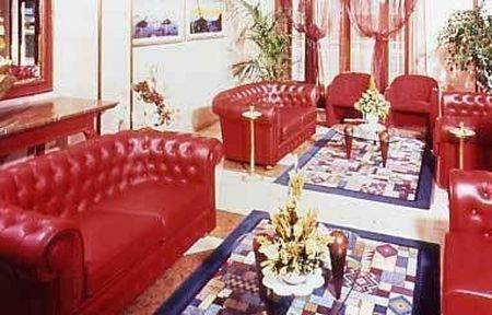 Due Torri 2* Италия, Римини