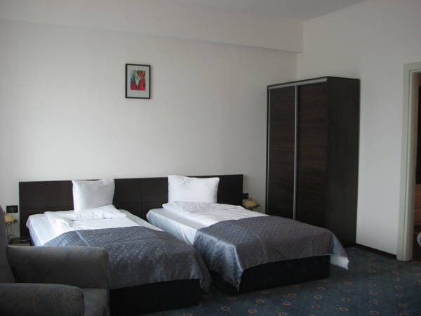 Phoenicia Grand Hotel 4*