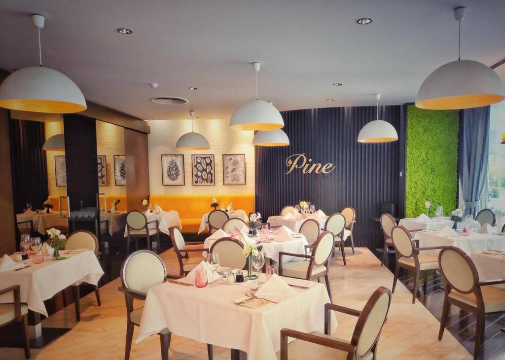 Crowne Plaza Bucharest 4*