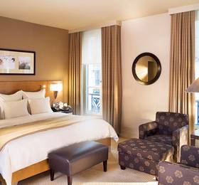 Туры в Renaissance Place Vendome в Франции
